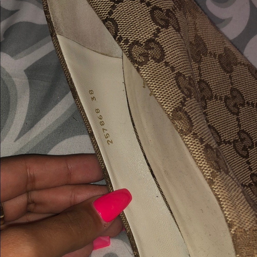 Gucci - Picture 2 of 2